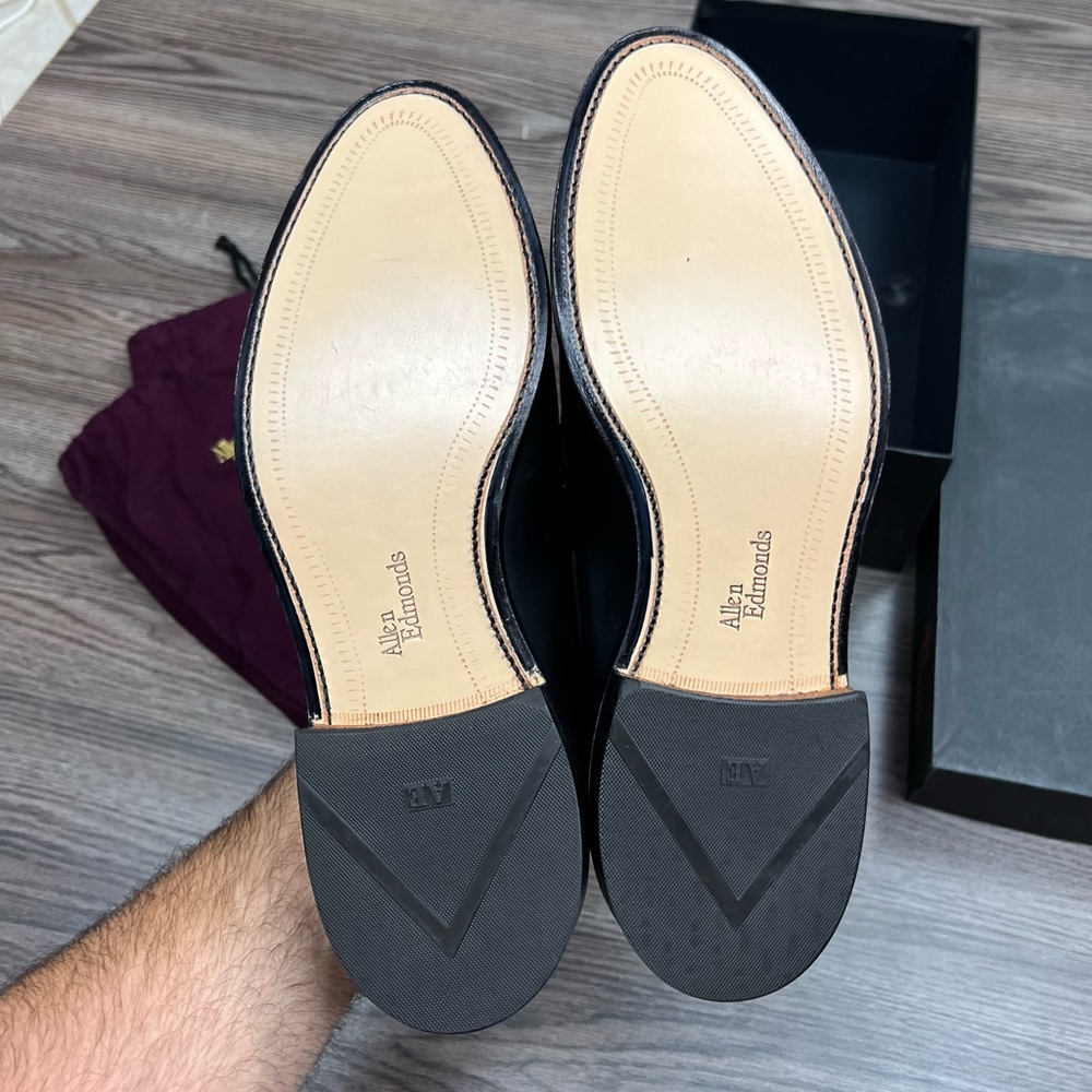 NEW Allen Edmonds Grayson Black Tassel Loafers 9 D - Picture 3 of 11